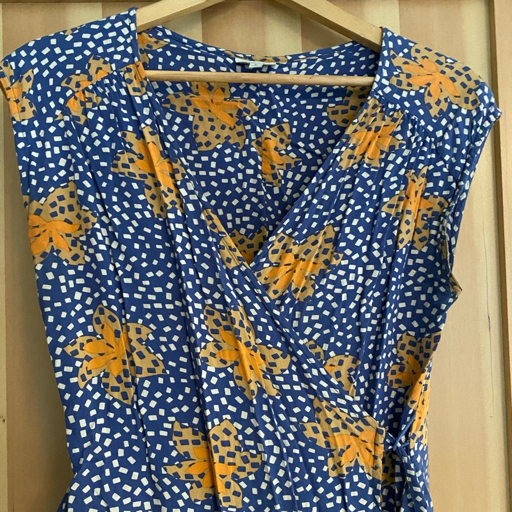 The Odells Robles wrap dress, blue and orange print size Small.